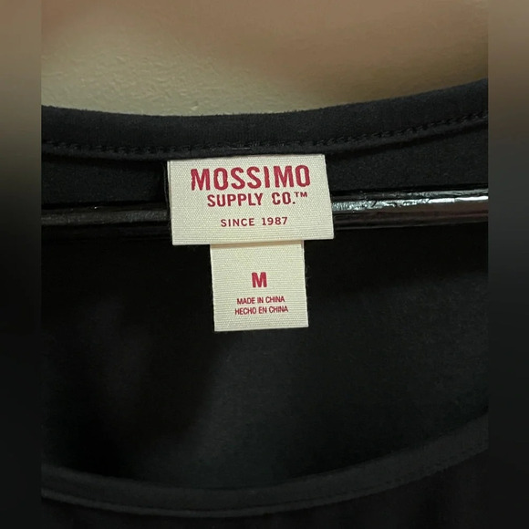 Mossimo black tank faux suede with fringe on side cutaways. M - Picture 4 of 4